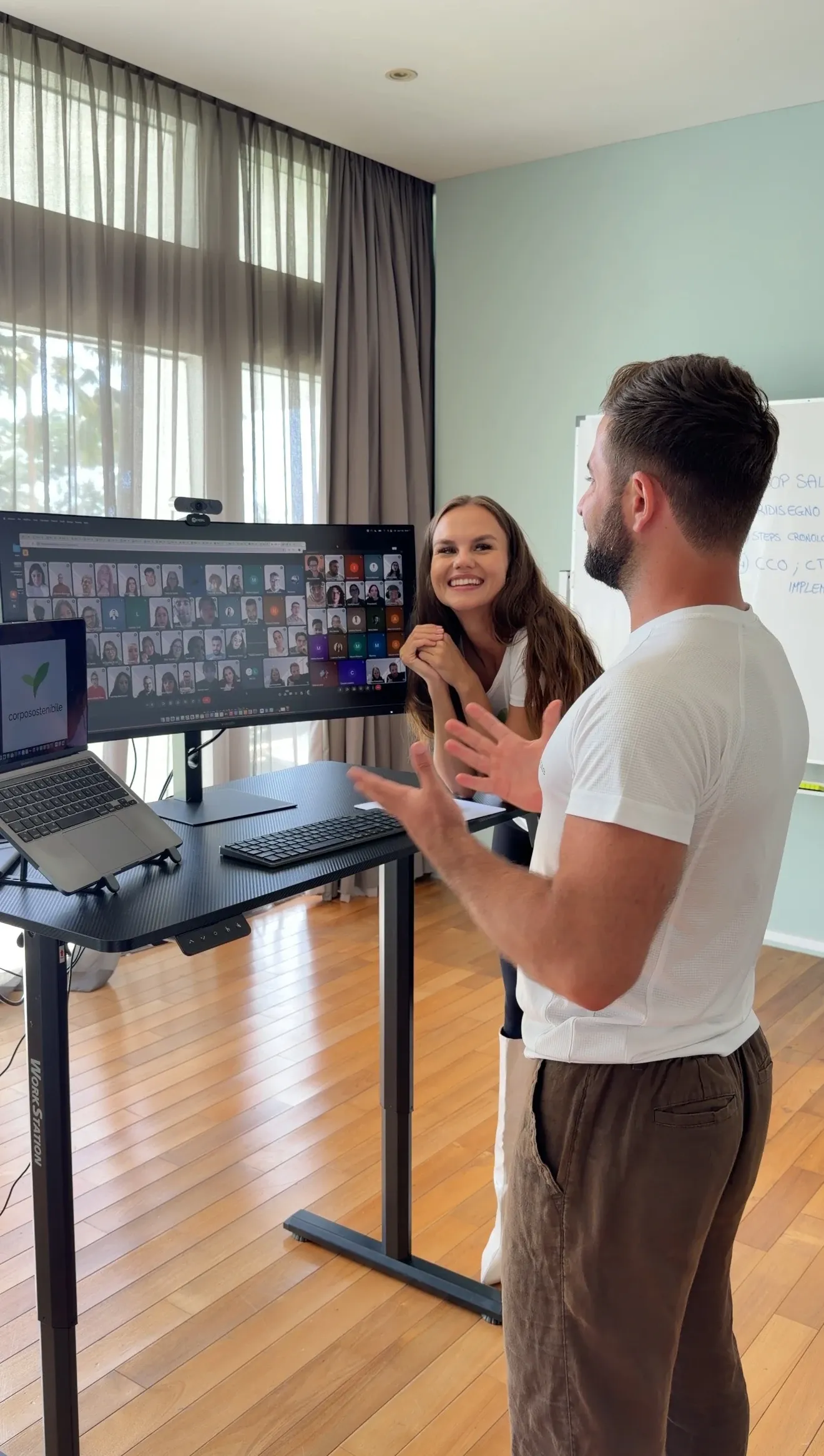Matteo Sciaudone e Angelina Galiulina durante una call con il team